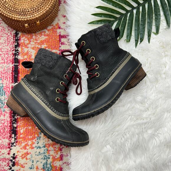 Sorel Black Lace Leather Slimpack II Waterproof Duck Boot Bootie Winter 8 Snow - Picture 1 of 9